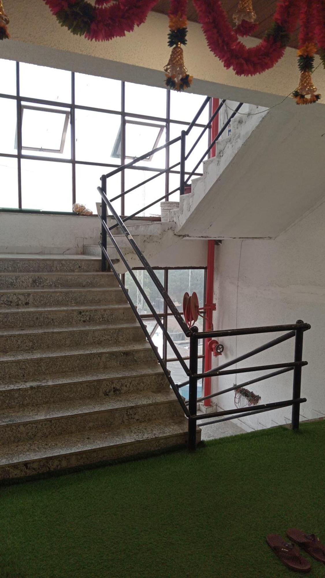 New Balaji Residency By Glitz Hotels Ulhasnagar Bagian luar foto